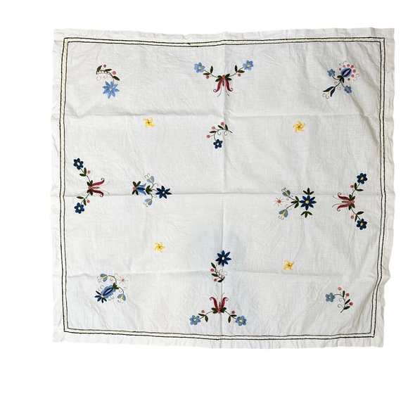 Vintage Hand Embroidered Linen Cloth Vintage Napkin Hankie Floral - Picture 1 of 5